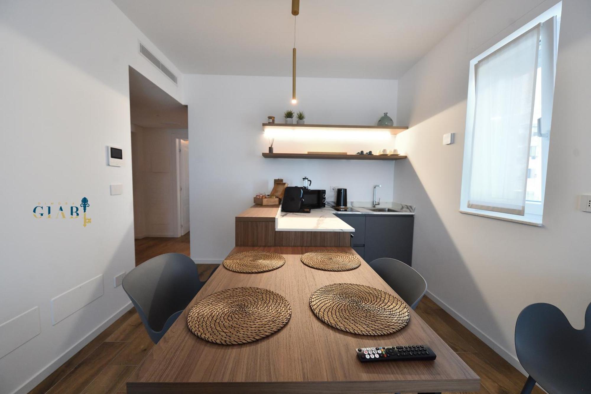 Dimora Giabi Sea View Apartment