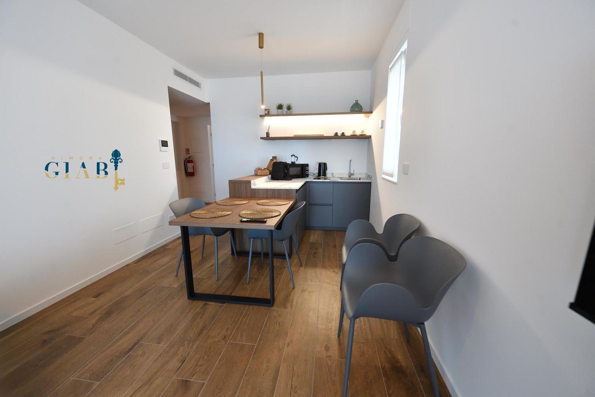 Dimora Giabi Sea View Apartment Bari