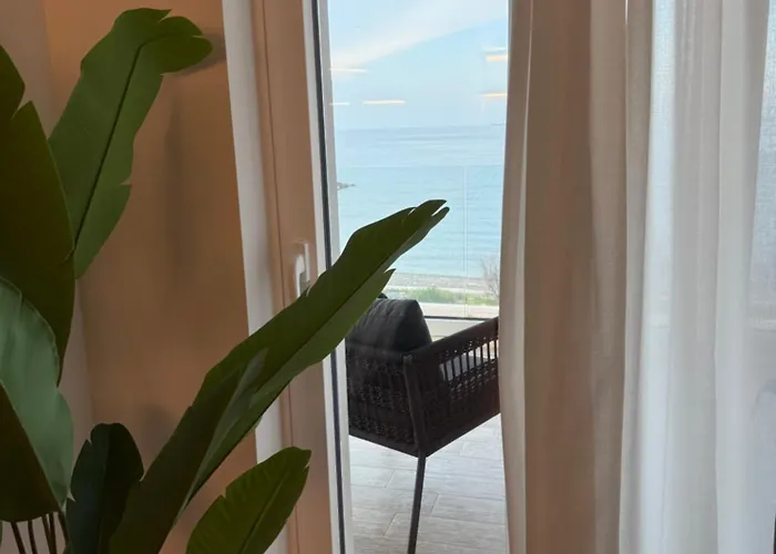 Dimora Giabi Sea View Apartment
